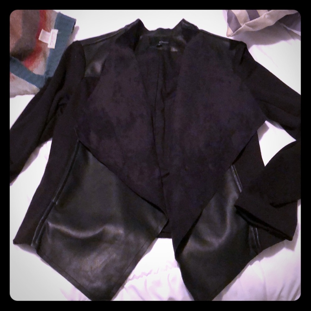 Adorable lightweight jacket